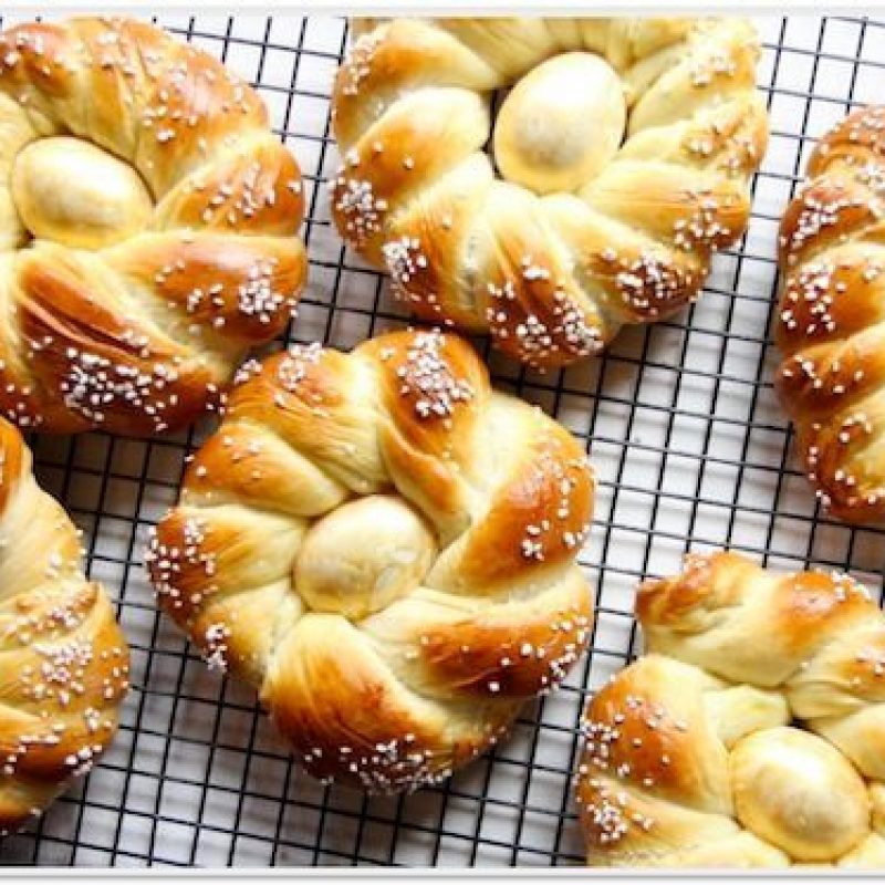 Easter Breakfast: 5 Delicious Breads, Muffins And Cakes Recipe — Eatwell101