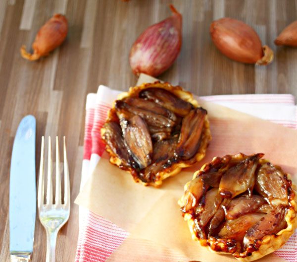 Mini Shallot Tart Tatin Recipe — Eatwell101