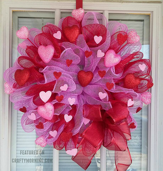 How To Make A Valentine's Day Wreath For Under $10 - Worthing Court