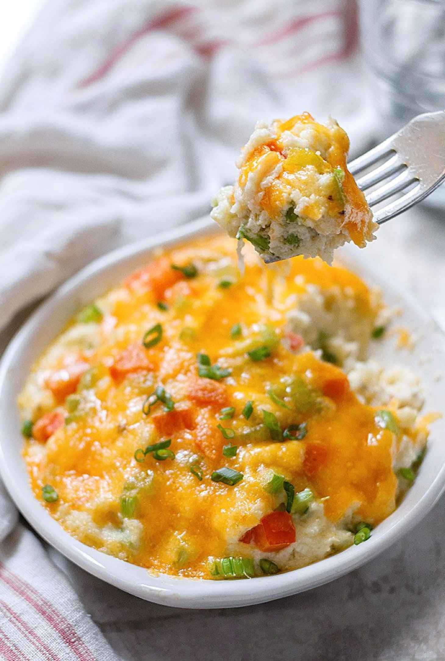 Loaded Mashed Cauliflower Casserole - #recipe by #eatwell101 - https://www.eatwell101.com/low-carb-cauliflower-casserole-recipe