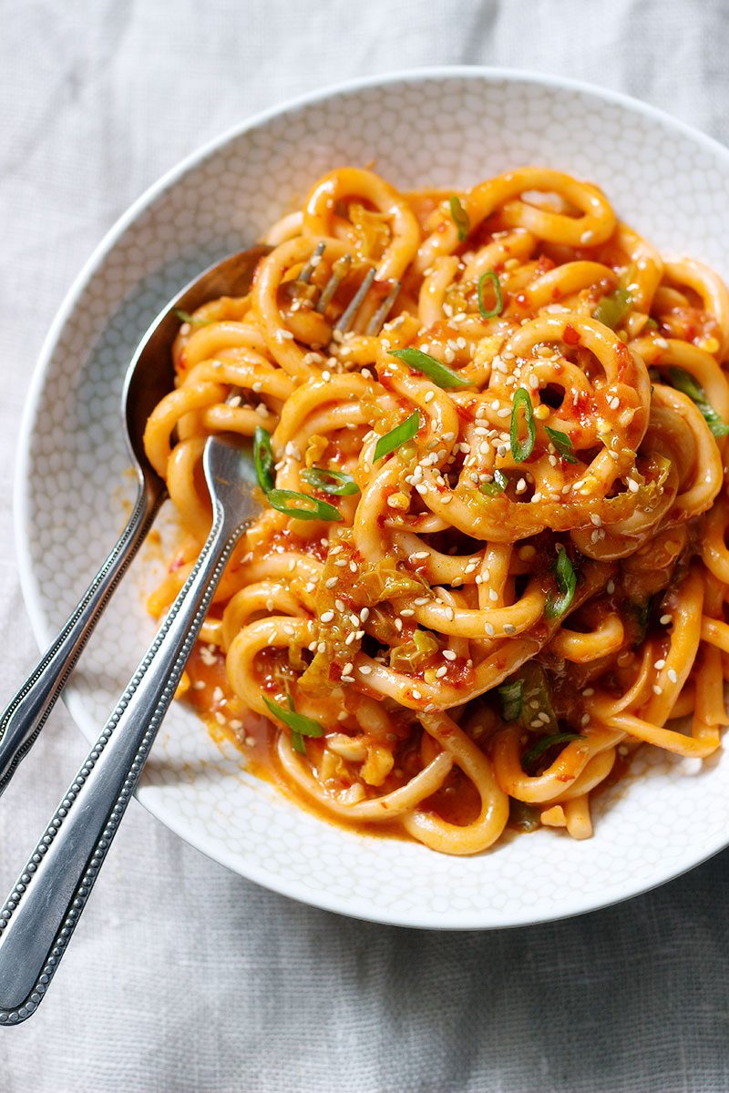 Udon Noodles Stir Fry Recipe With Kimchi Sauce Eatwell101