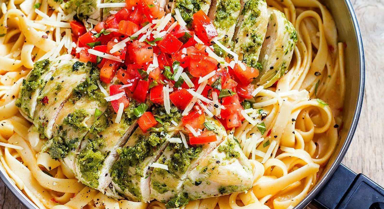 Pesto Chicken Pasta Recipe Healthy Chicken Pasta Recipe Eatwell101