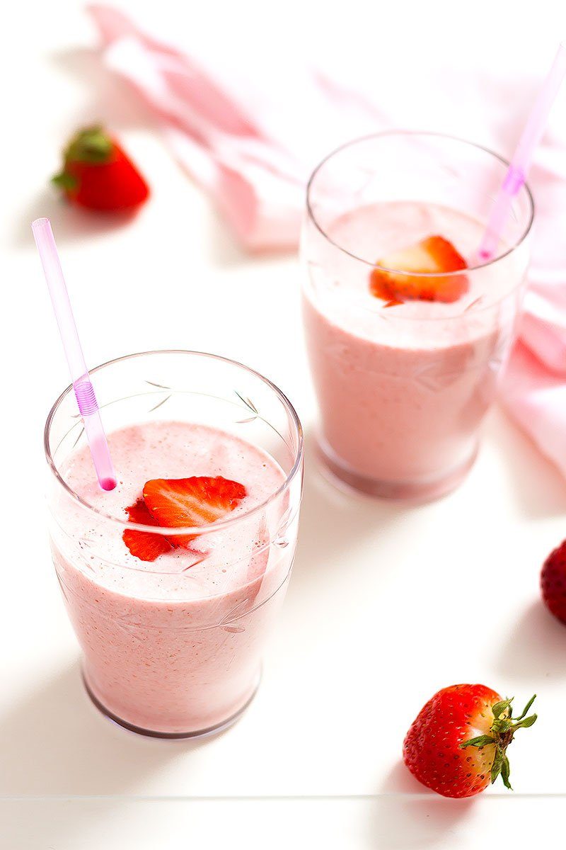 Banana Strawberry and Ginger Smoothie — Eatwell101