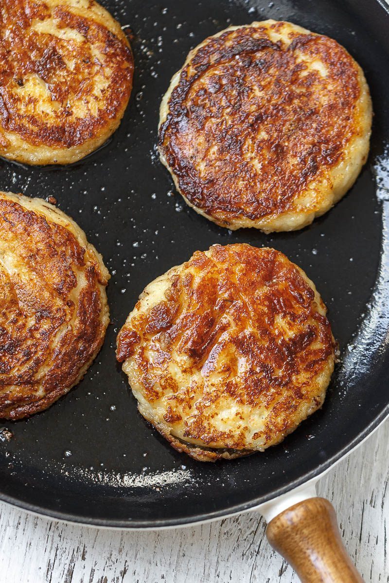 Garlic Parmesan Mashed Potato Cakes Recipe — Eatwell101