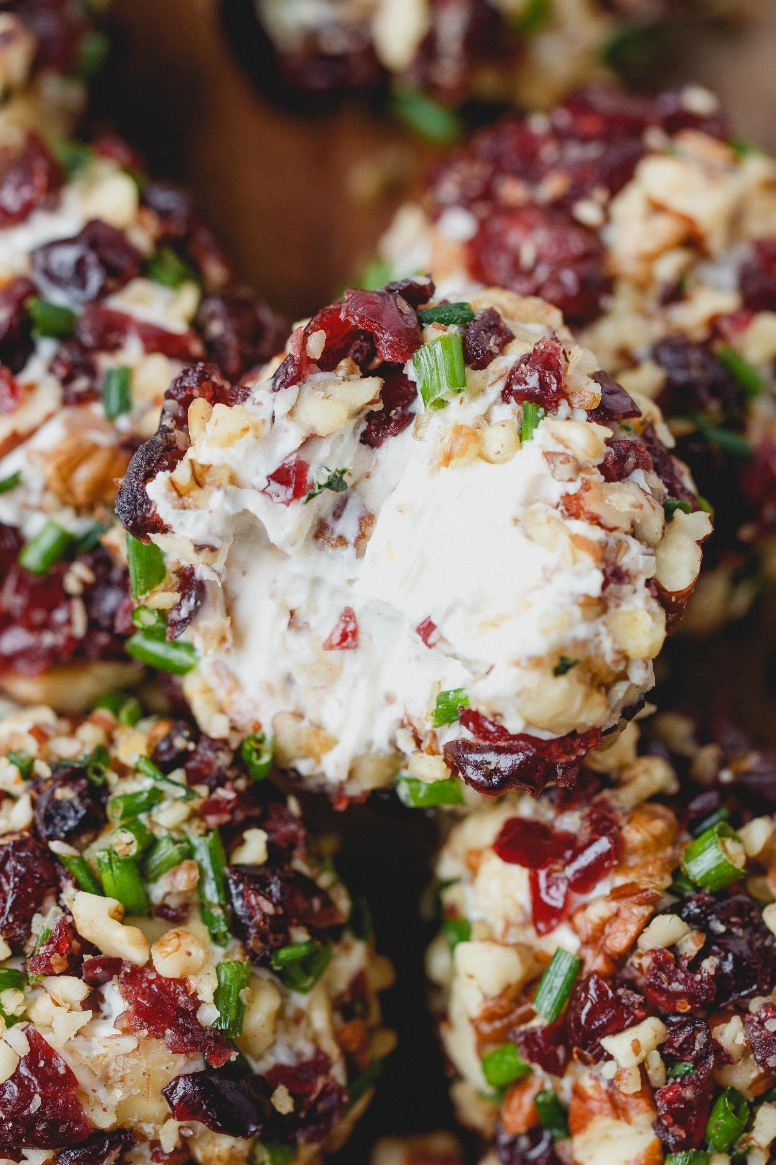 Cranberry Nut Cream Cheese Balls Recipe — Eatwell101