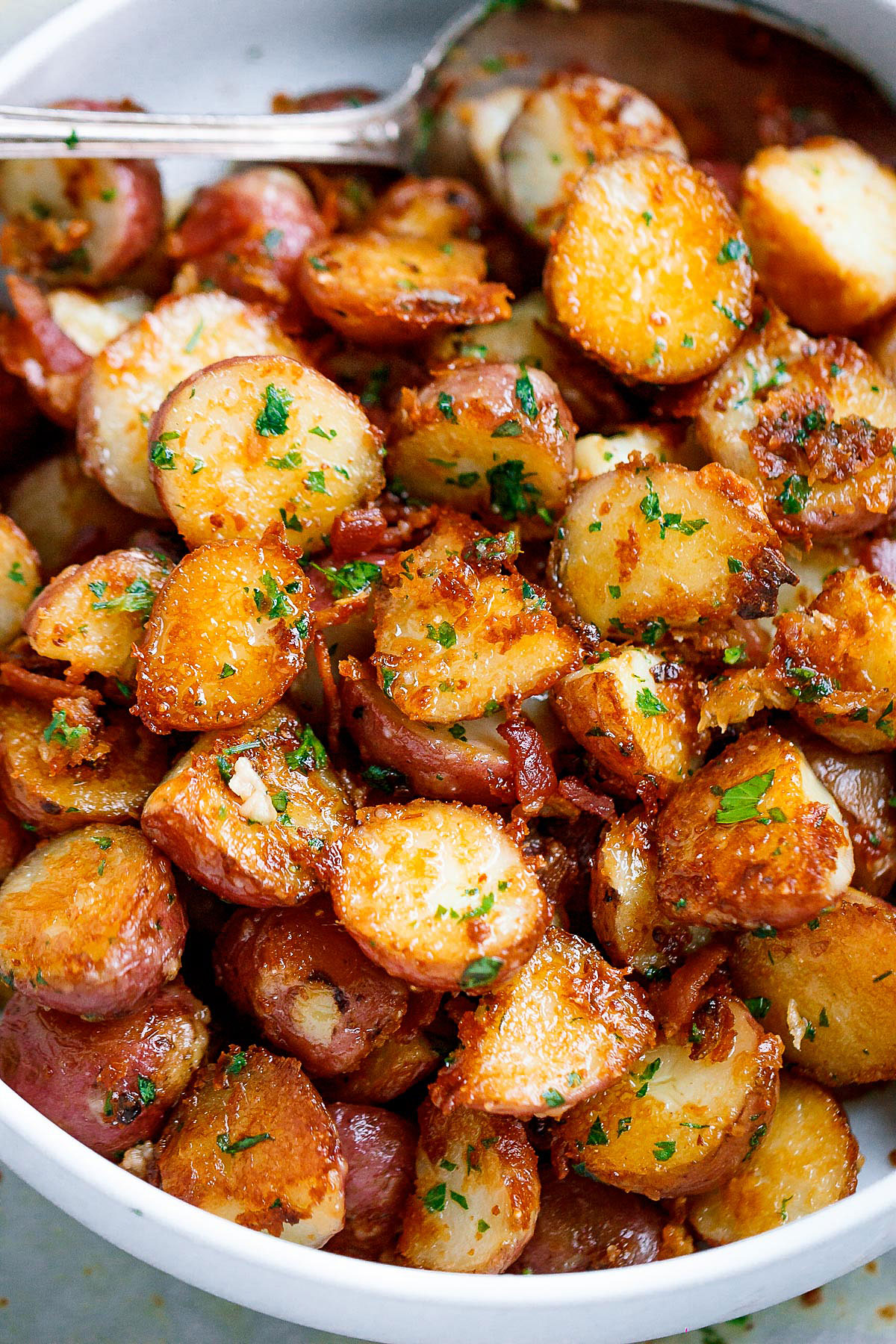 Garlic Butter Parmesan Roasted Potatoes Oven Roasted Potatoes Recipe — Eatwell101 