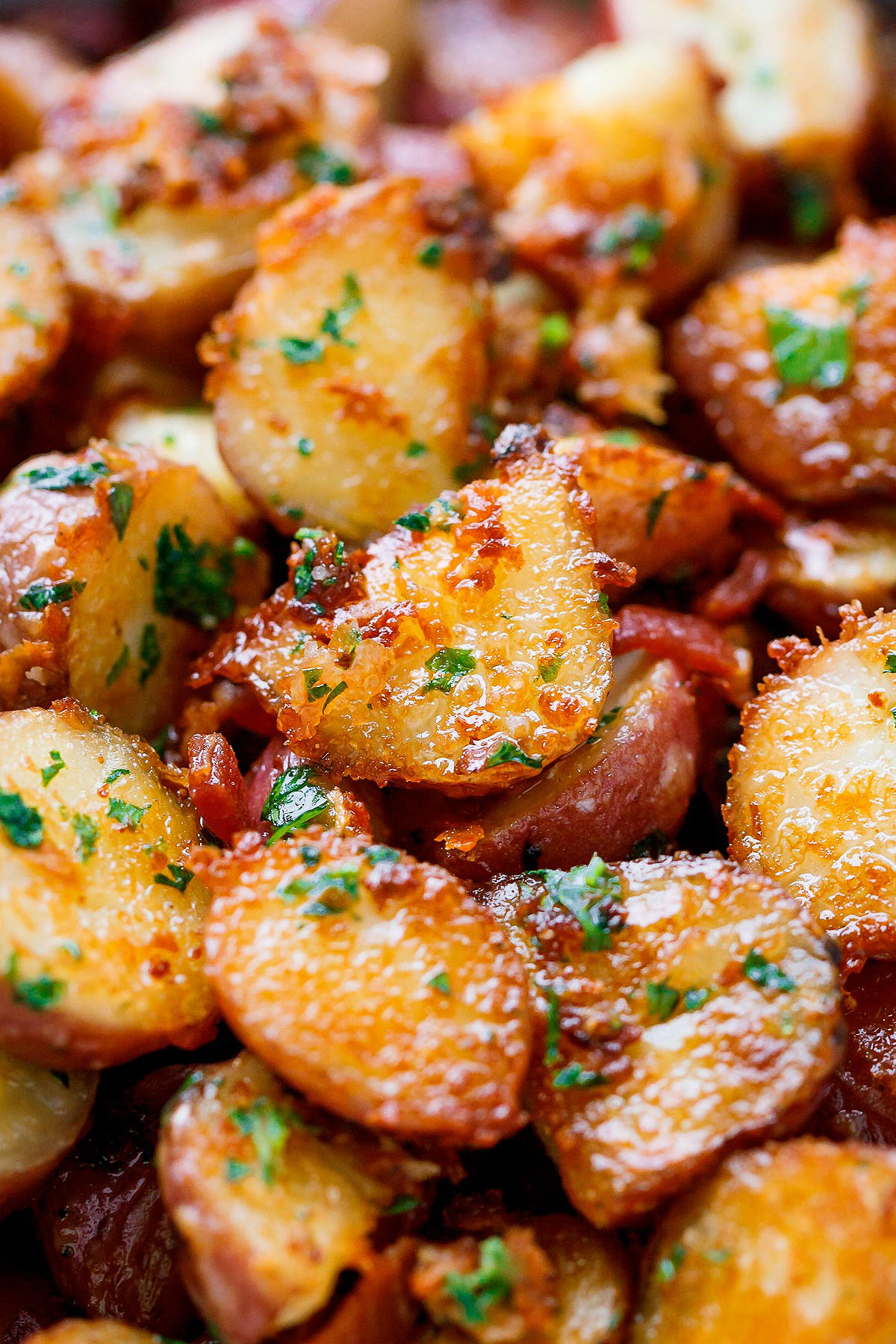Roasted Garlic Potatoes Recipe with Butter Parmesan – Best Roasted ...