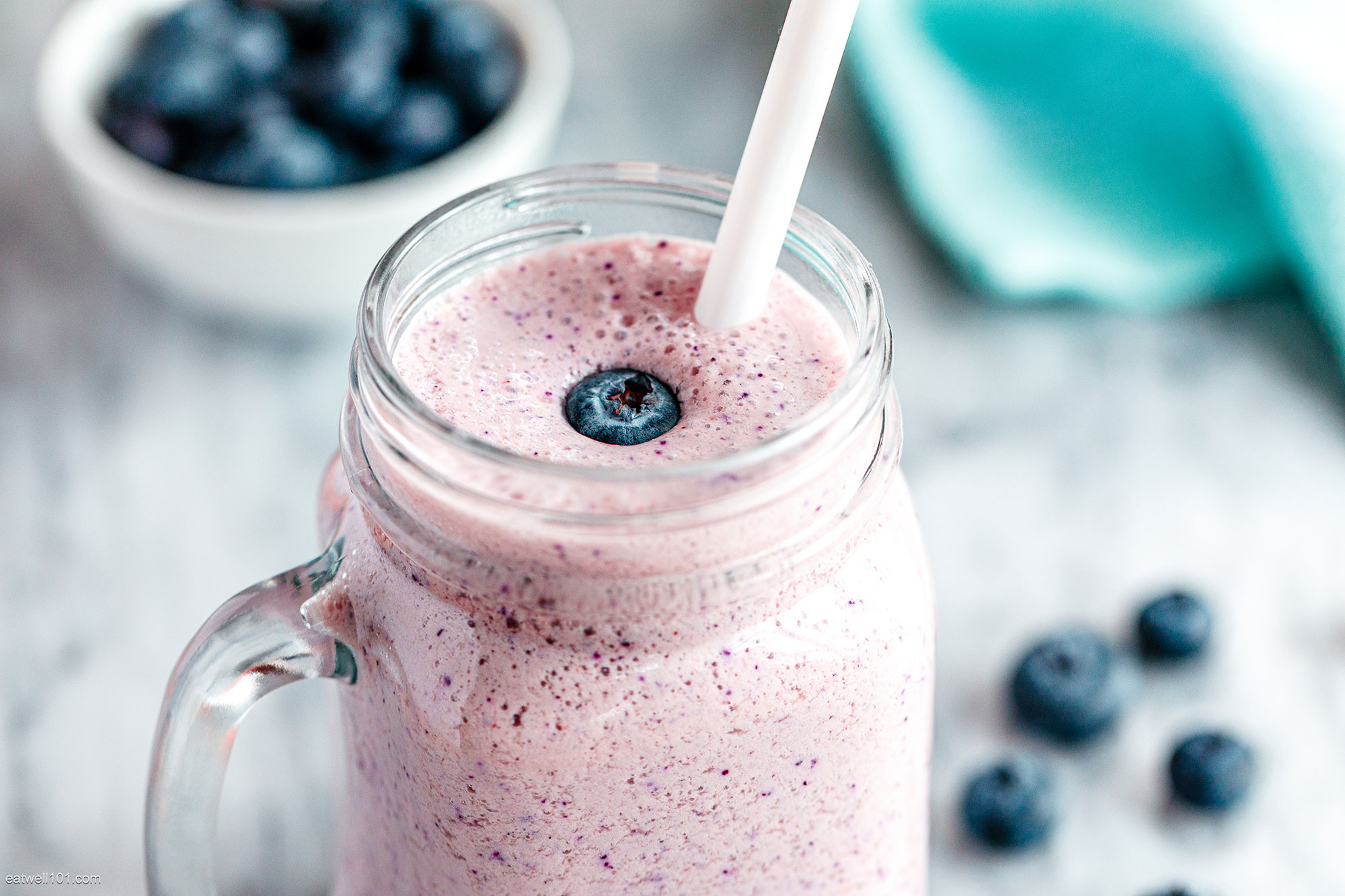 https://www.eatwell101.com/wp-content/uploads/2020/01/Blueberry-Coconut-Milk-Smoothie-recipe.jpg