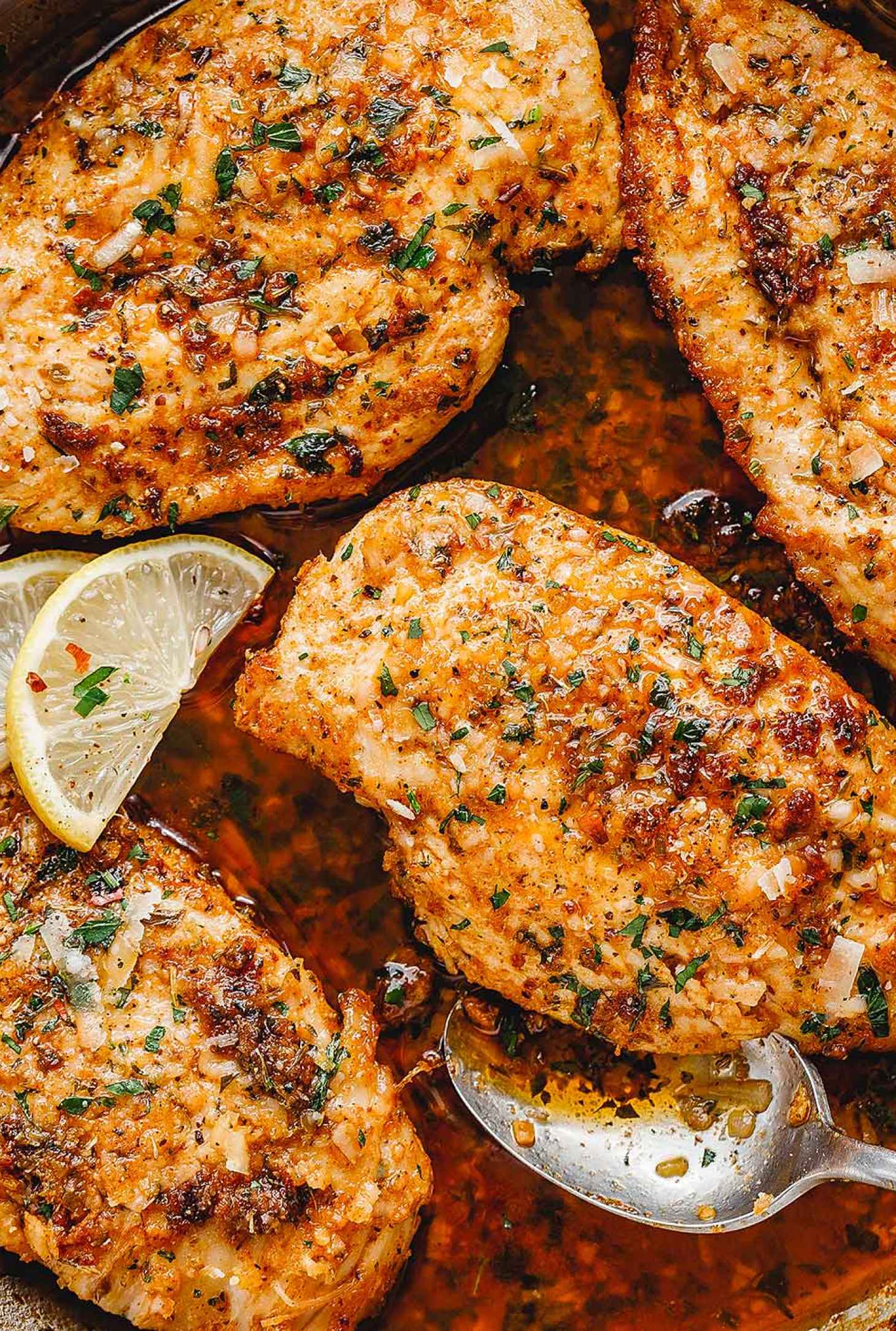 Crispy Parmesan Chicken - #recipe by #eatwell101 - https://www.eatwell101.com/parmesan-chicken-recipe-lemon-garlic-butter-sauce