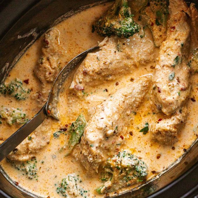 https://www.eatwell101.com/wp-content/uploads/2020/02/crock-pot-chicken-recipe-680x680.jpg