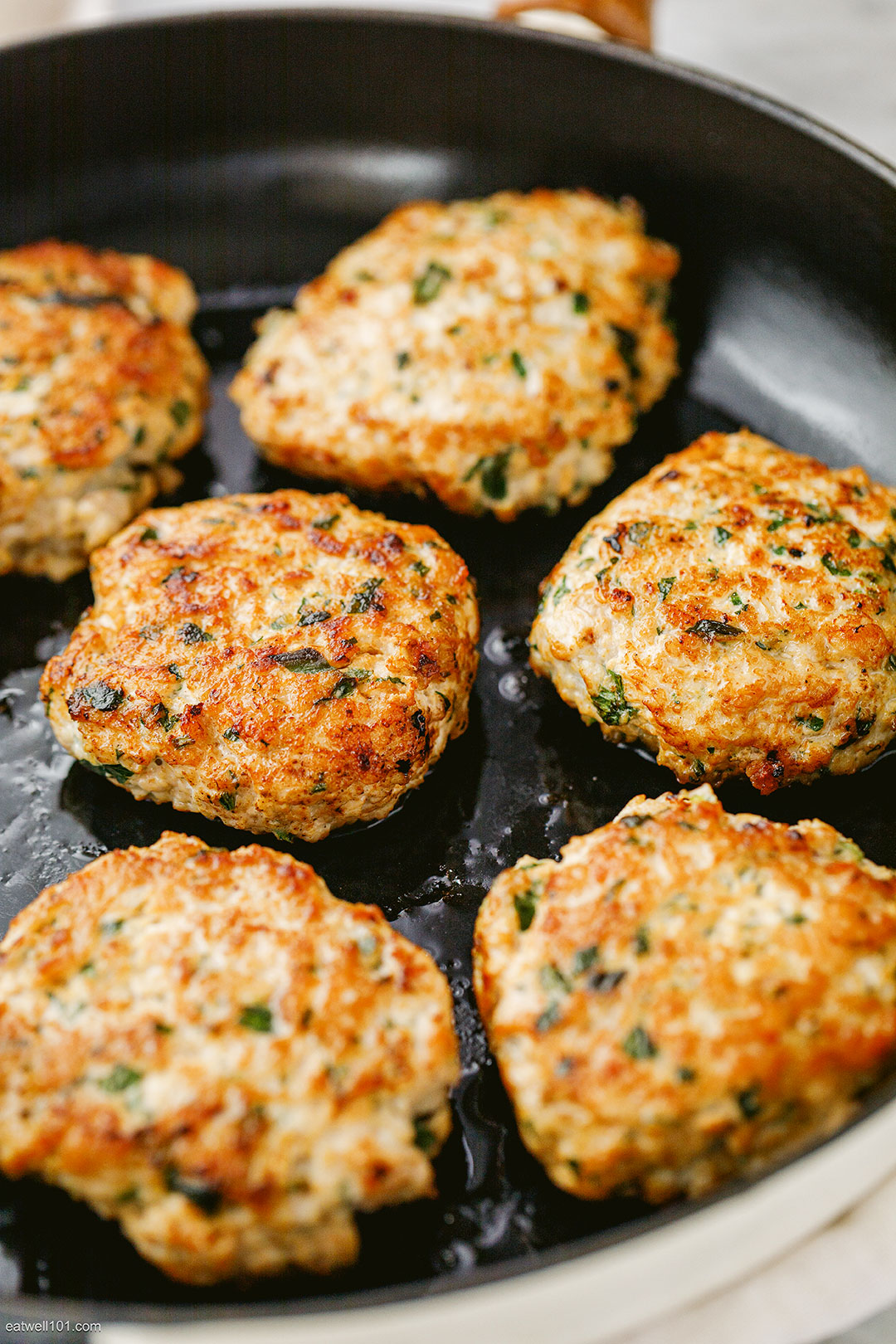 Pan-Fried Turkey Burgers Recipe