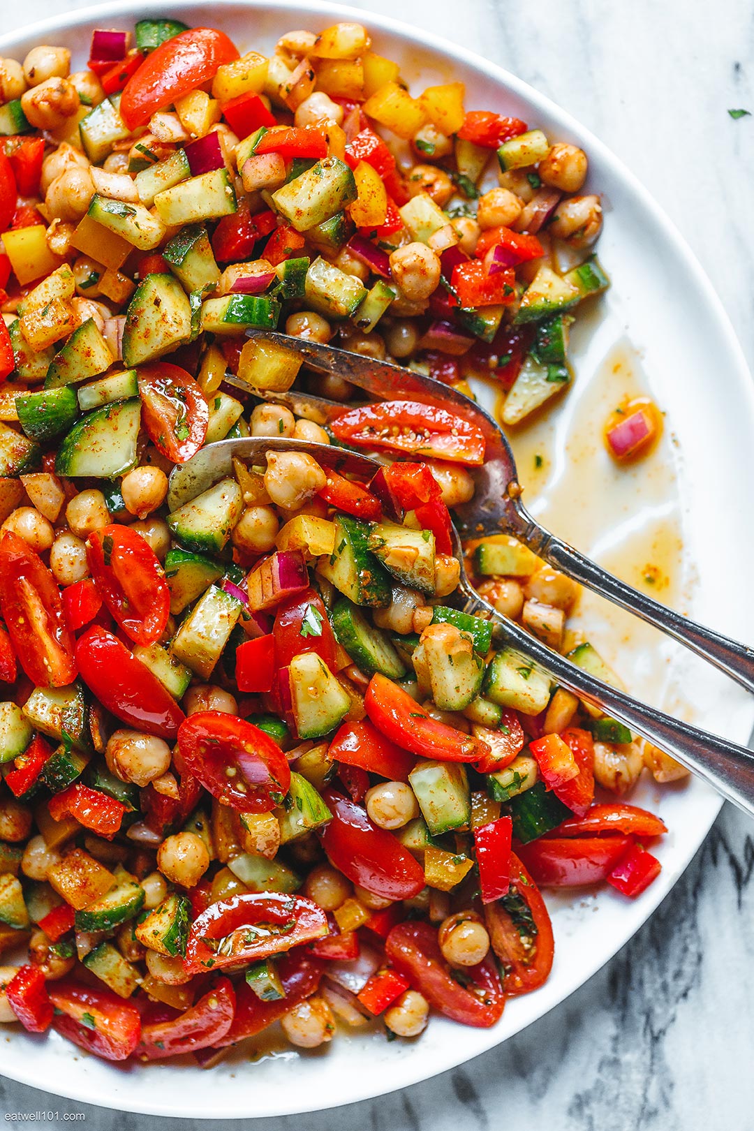 https://www.eatwell101.com/wp-content/uploads/2020/07/Mediterranean-Chickpea-Salad-recipe-1.jpg