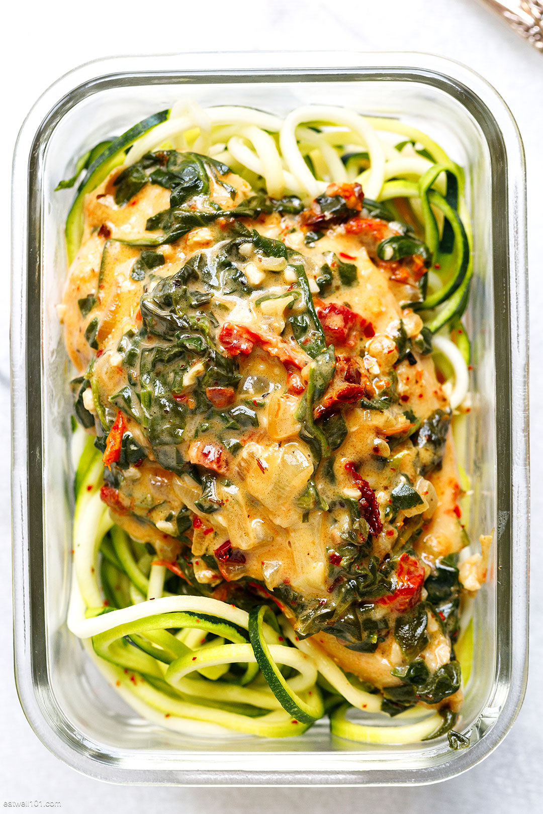Creamy Spinach Chicken Meal Prep Recipe With Zucchini Noodles Chicken Meal Prep Recipe Eatwell101
