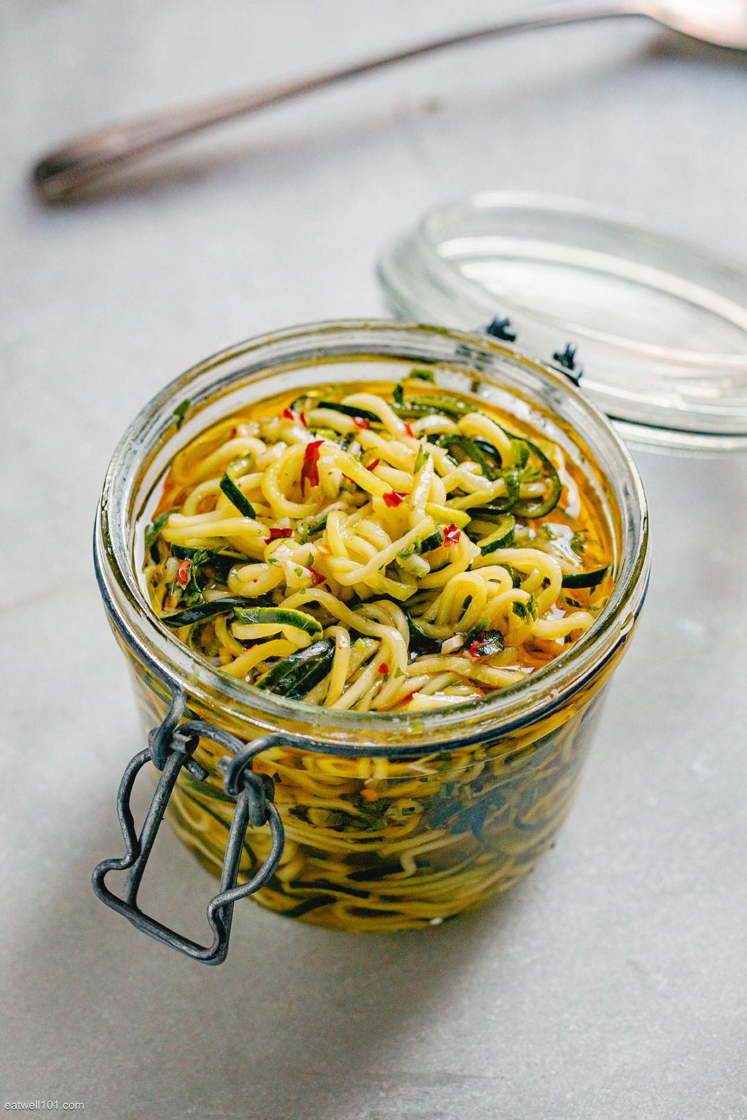 Experiment: Zyliss Julienne Peeler And Zucchini Noodles - Taste Cook Sip