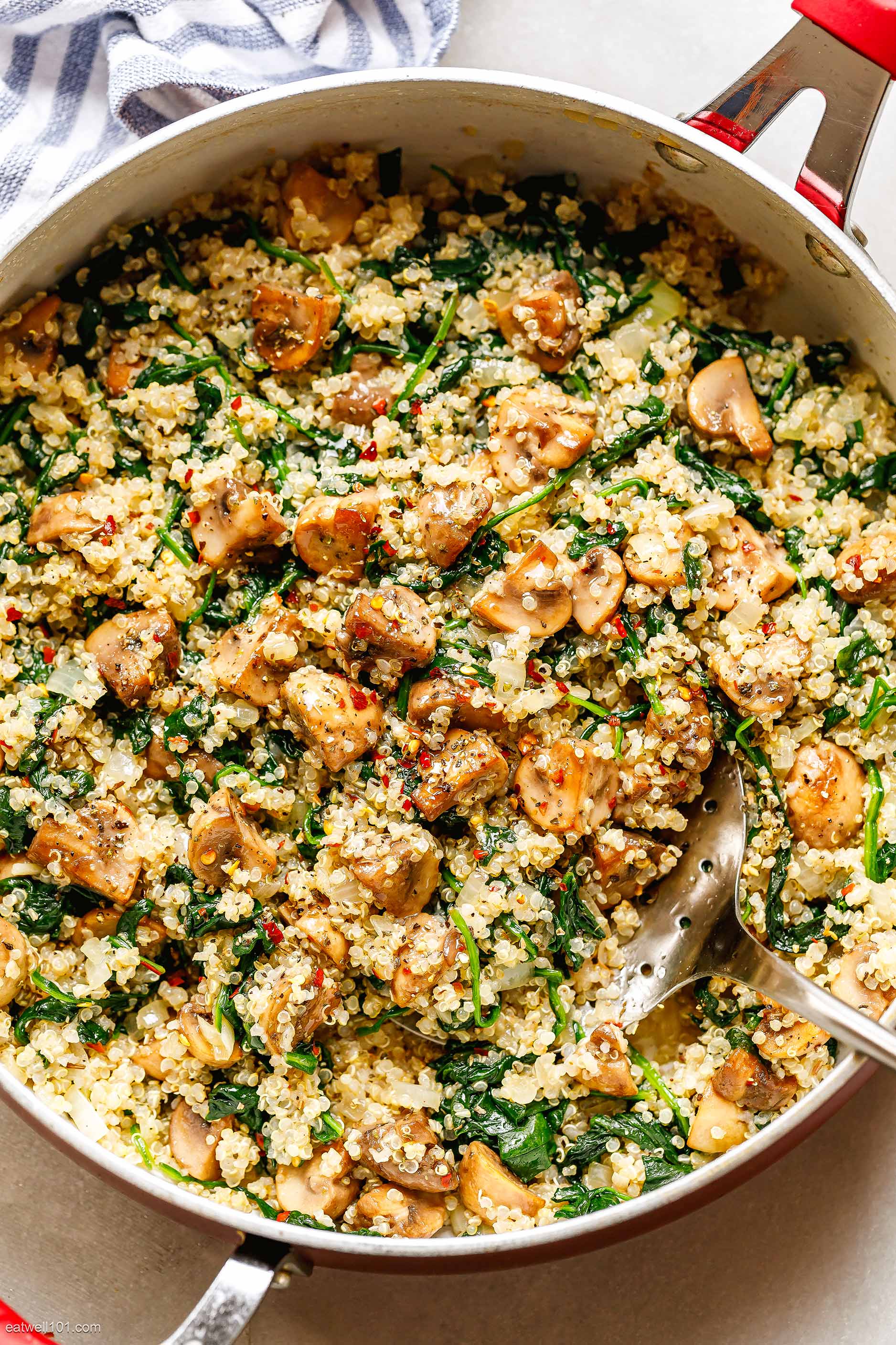 Spinach Mushroom Quinoa Recipe Quinoa Skillet Recipe — Eatwell101