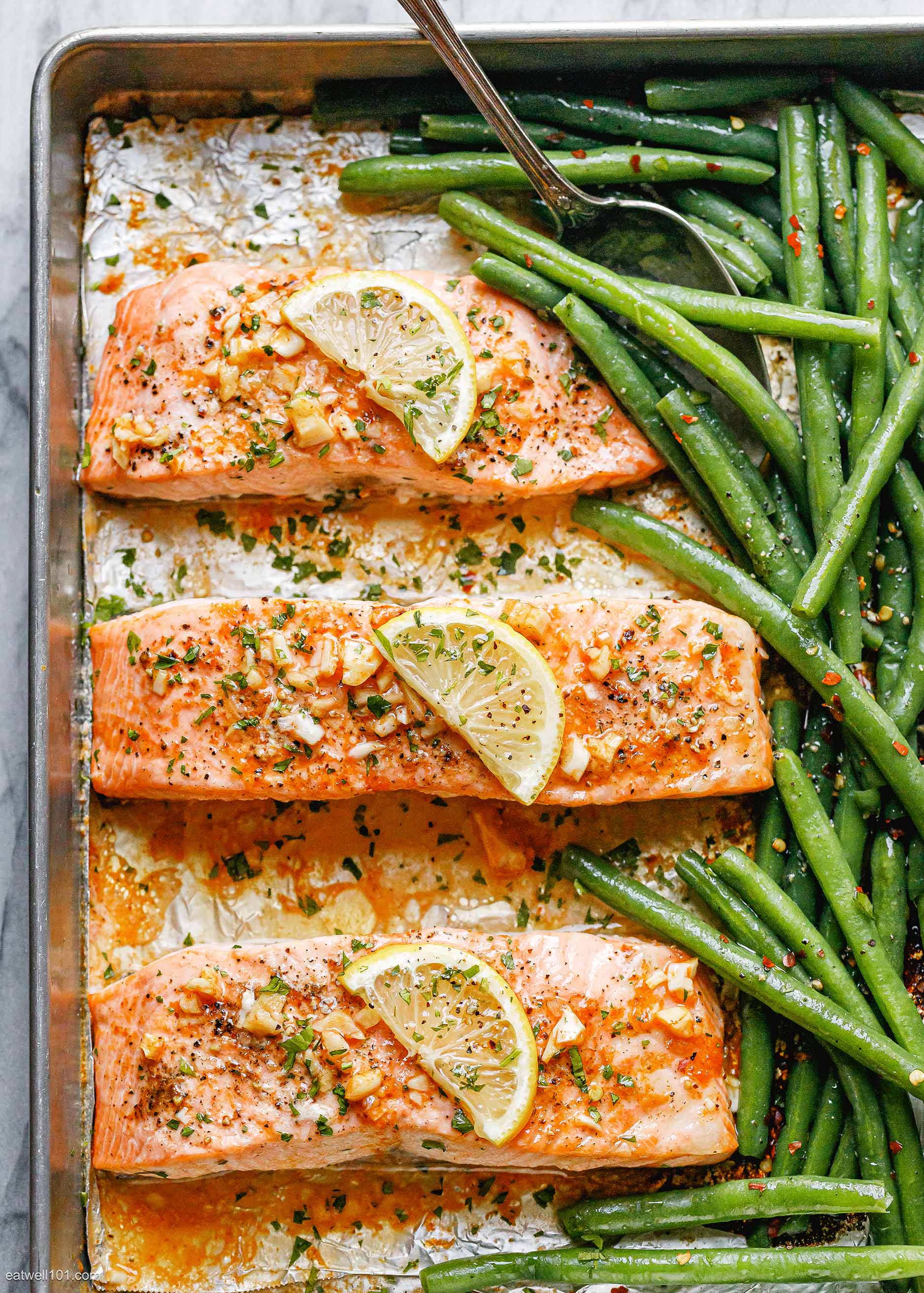 Garlic Butter Baked Salmon — Eatwell101