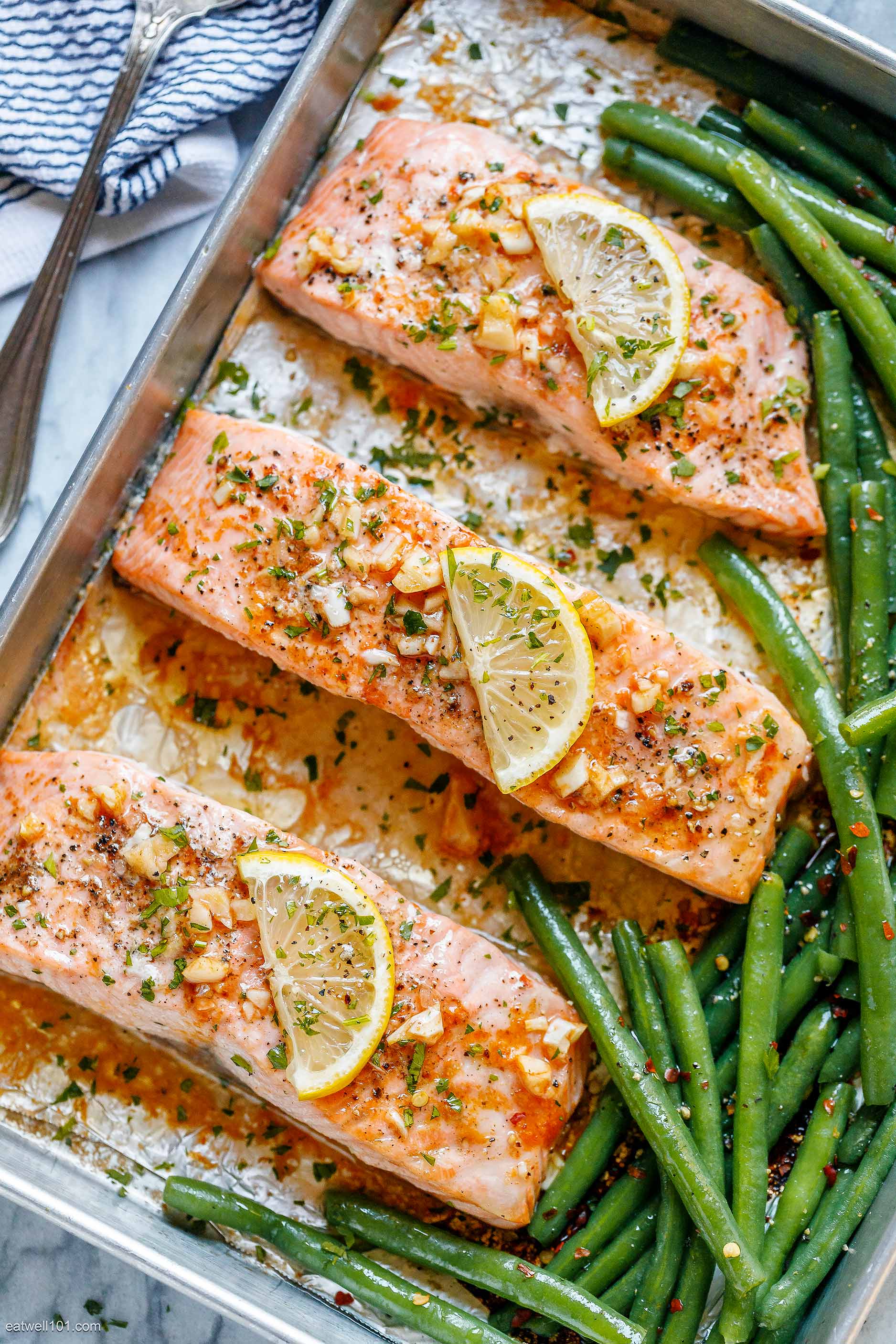 Garlic Butter Baked Salmon — Eatwell101