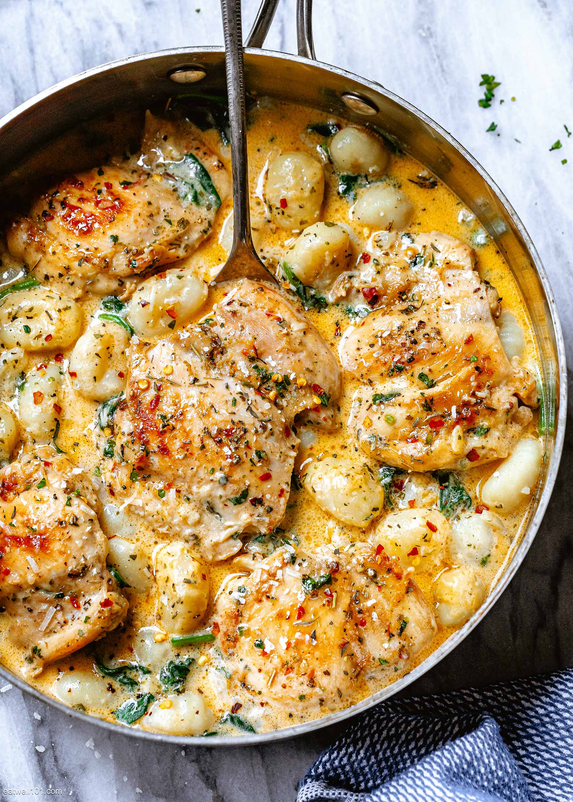 Creamy Garlic Spinach Chicken Thighs Recipe with Gnocchi – Chicken and ...