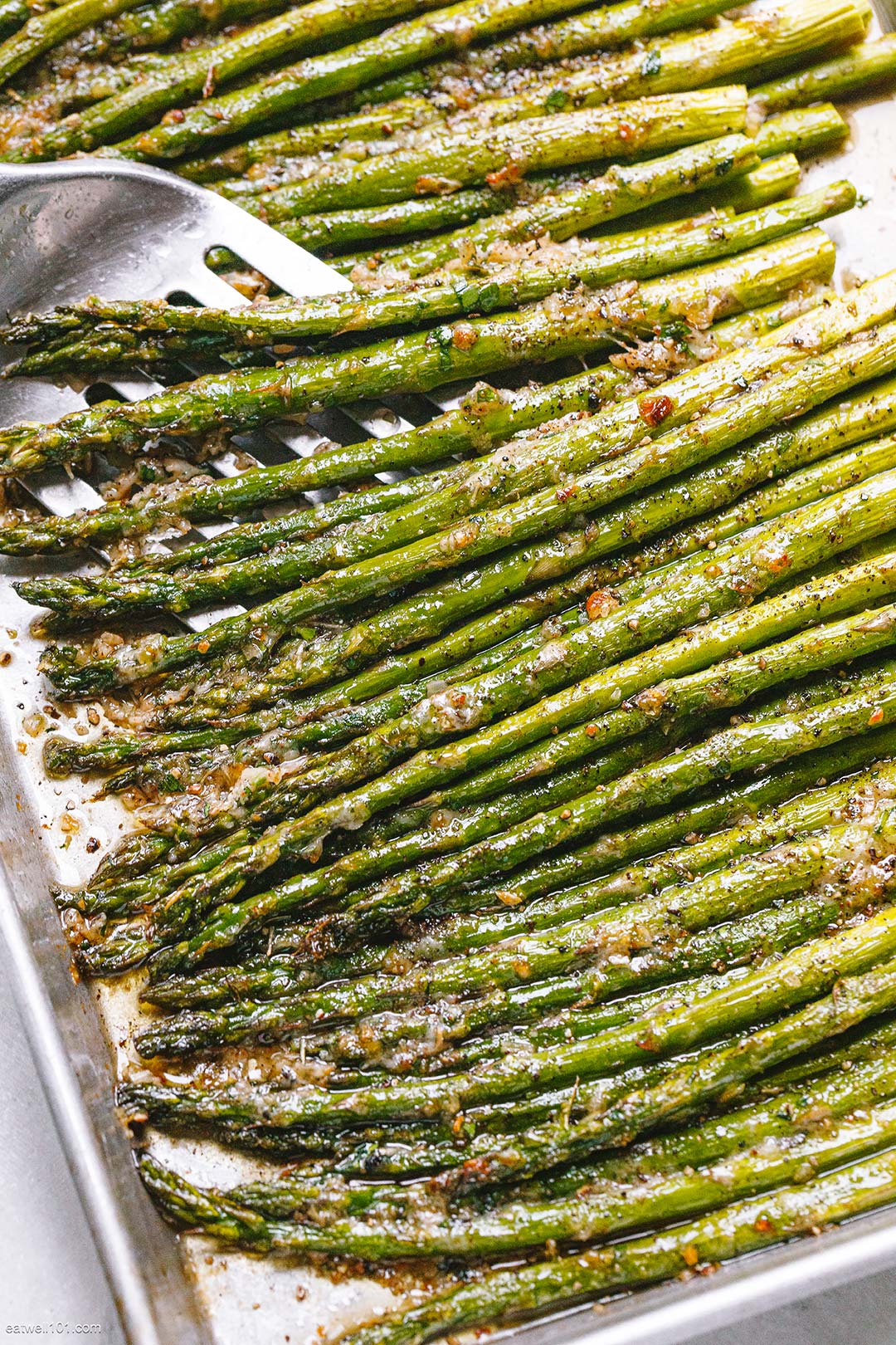 Oven-Roasted Asparagus Recipe – Baked Asparagus Recipe — Eatwell101