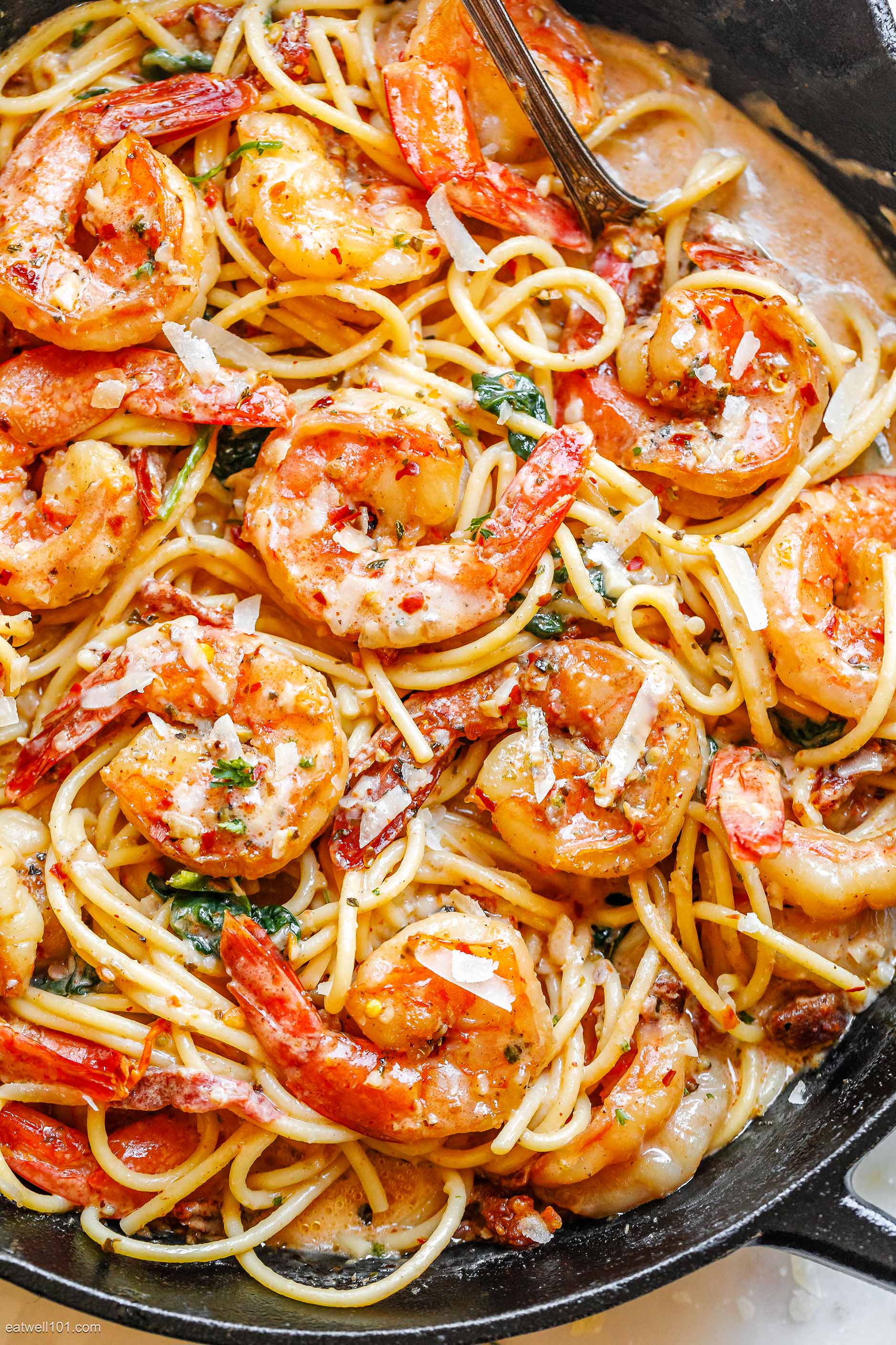 Creamy Mozzarella Shrimp Pasta Recipe – Shrimp Pasta Recipe — Eatwell101