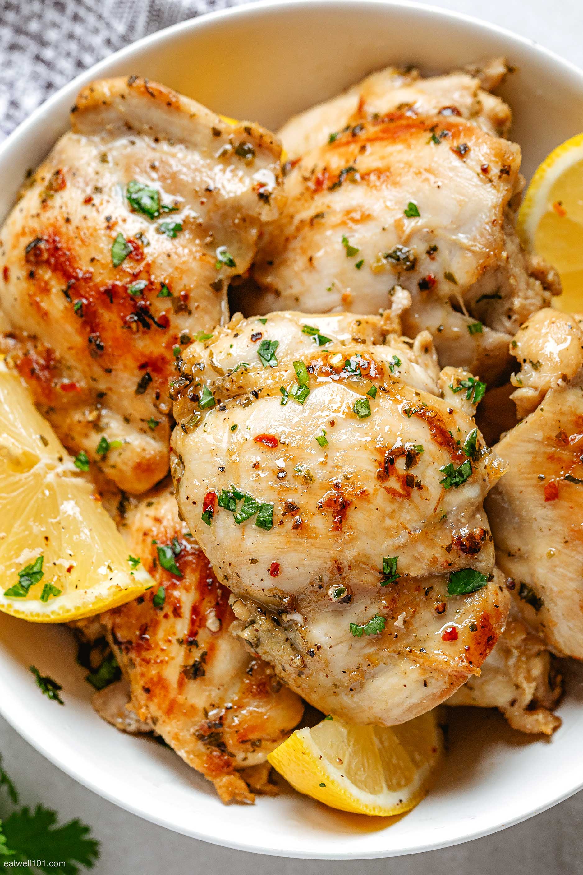 Garlic Lemon Chicken Thighs Recipe – Boneless Skinless Chicken Thighs ...