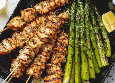 https://www.eatwell101.com/wp-content/uploads/2021/06/Grilled-Lemon-Garlic-Chicken-Skewers-recipe-400x288.jpg