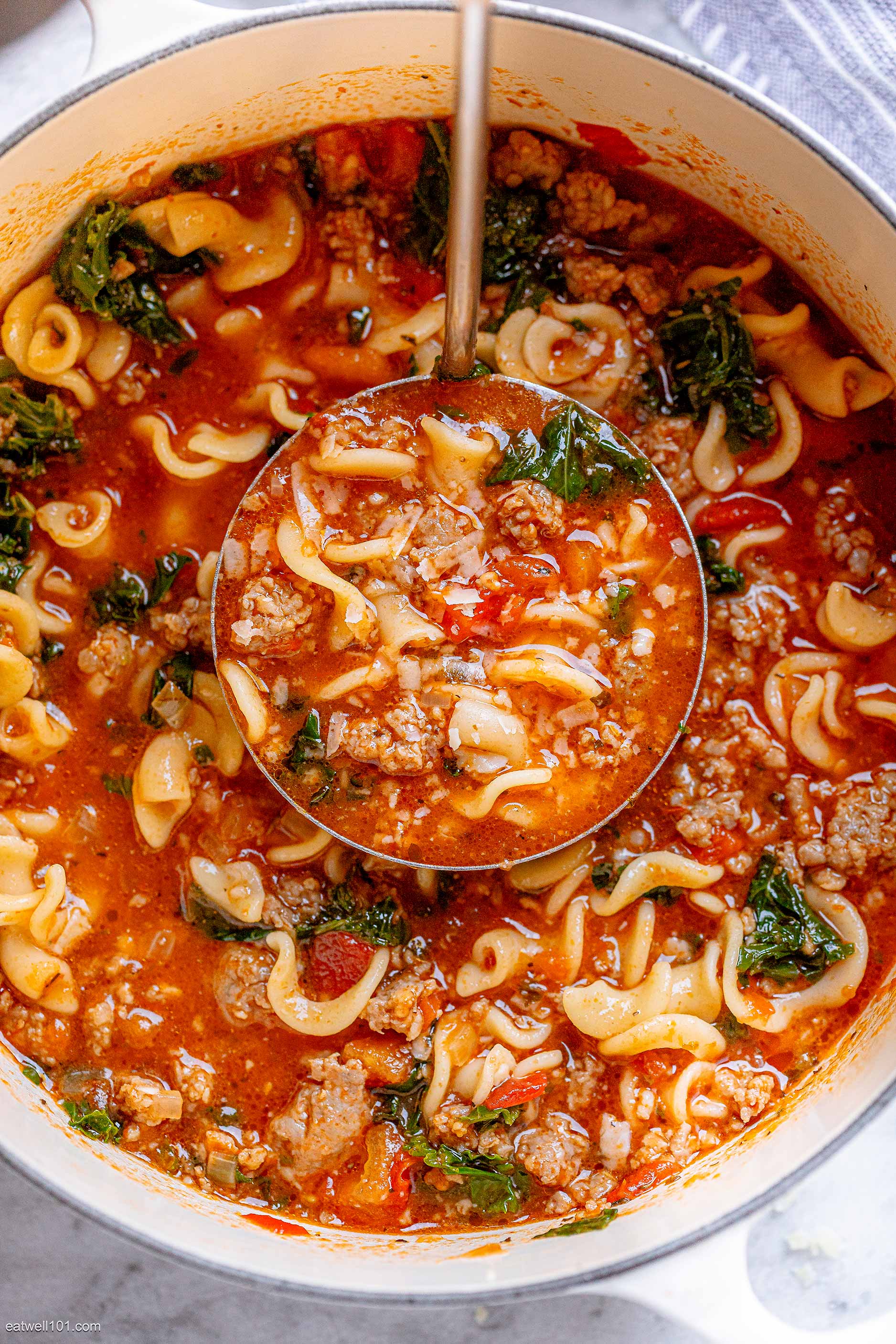 https://www.eatwell101.com/wp-content/uploads/2021/10/best-Italian-Sausage-Soup.jpg