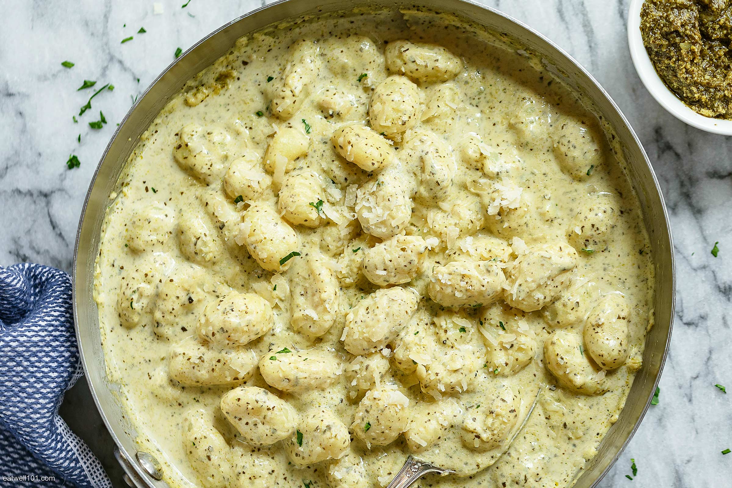 Creamy Pesto Gnocchi Recipe – How to Cook Pesto Gnocchi — Eatwell101