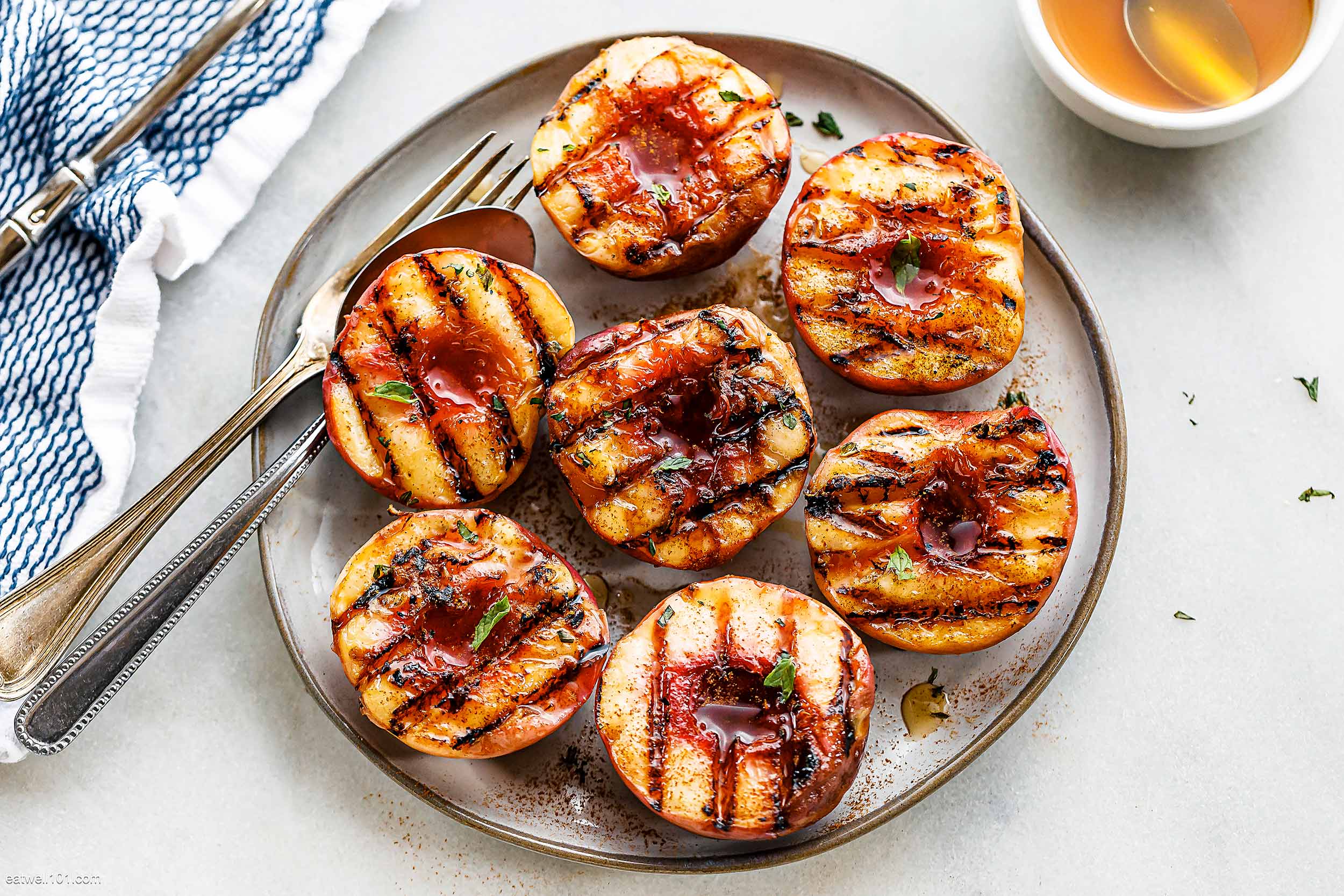 Healthy Air Fryer Grilled Peaches