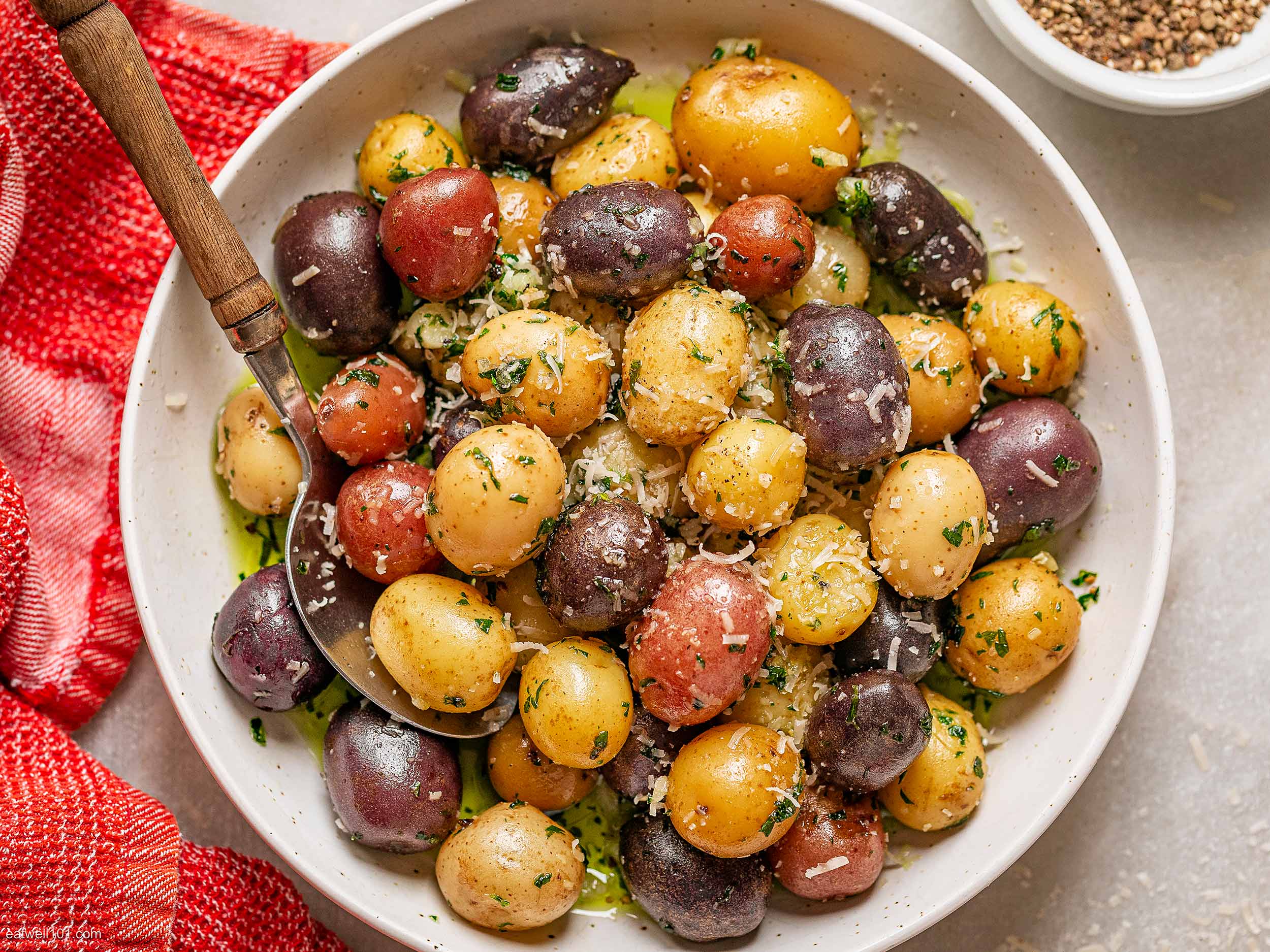 How Long to Boil Baby Potatoes (+ Delicious Recipe!)