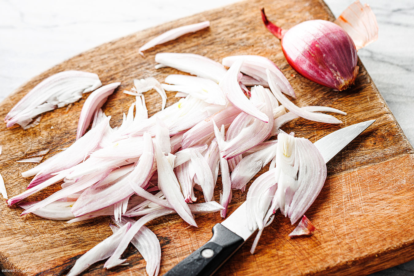 Pan Seared Shrimp with Caramelized Shallots and Thyme - Idealist Foods