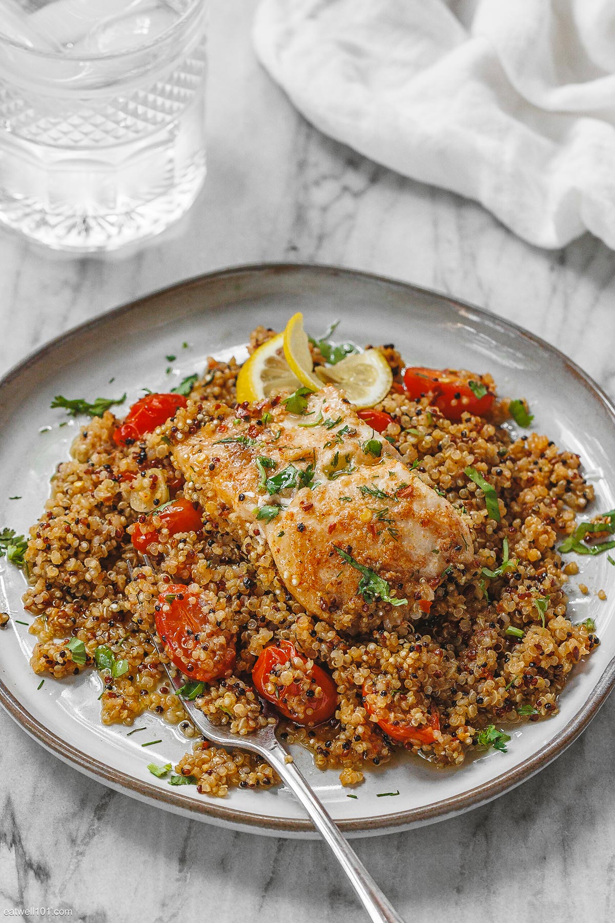 one-pan-fish-fillets-with-quinoa-and-cherry-tomatoes-fish-and-quinoa