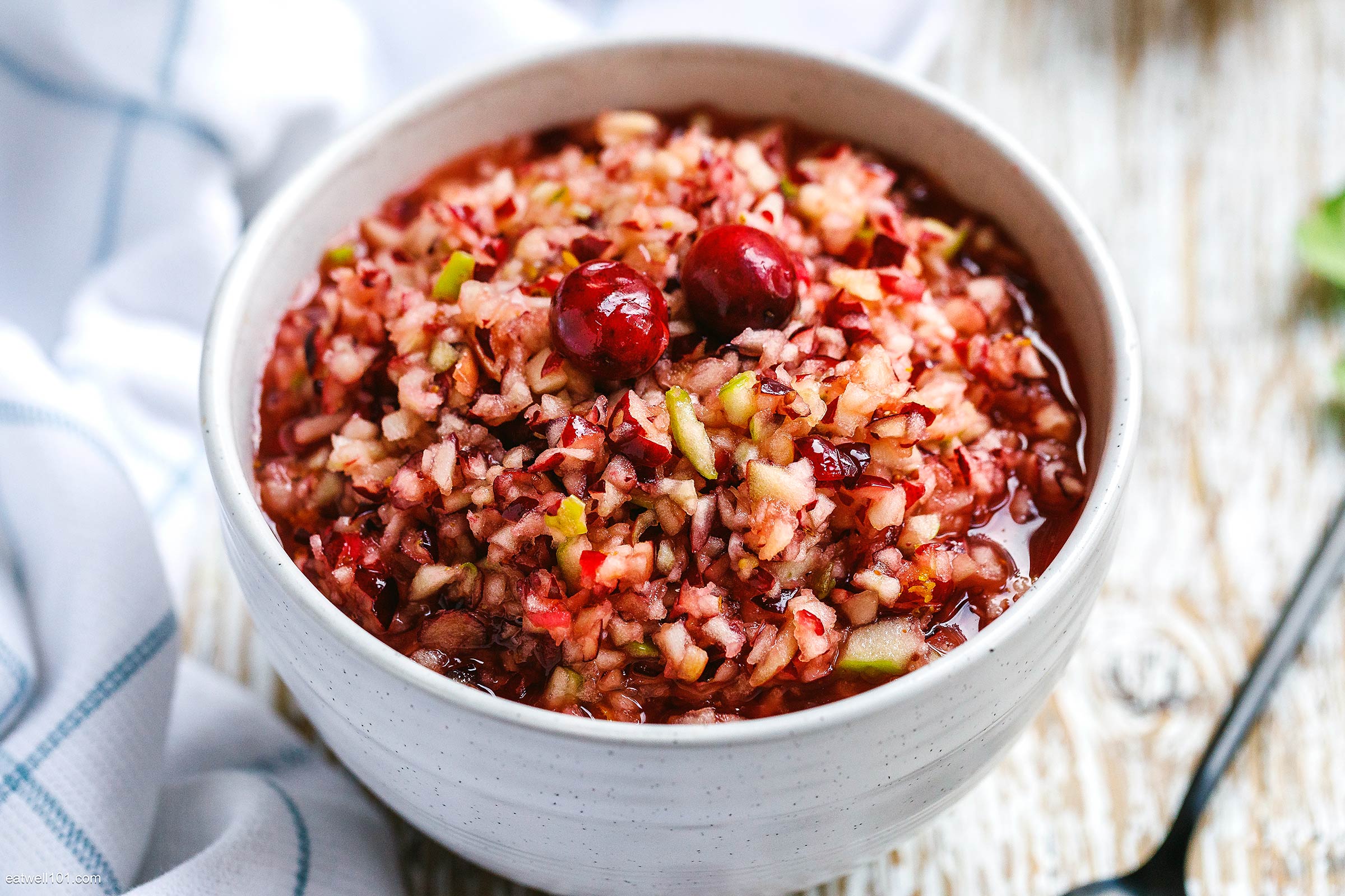 18 Easy Cranberry Recipes Perfect for the Holidays