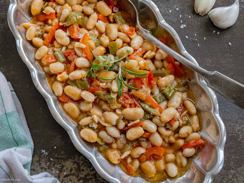 Easy White Beans Recipe – Skillet White Beans Recipe — Eatwell101