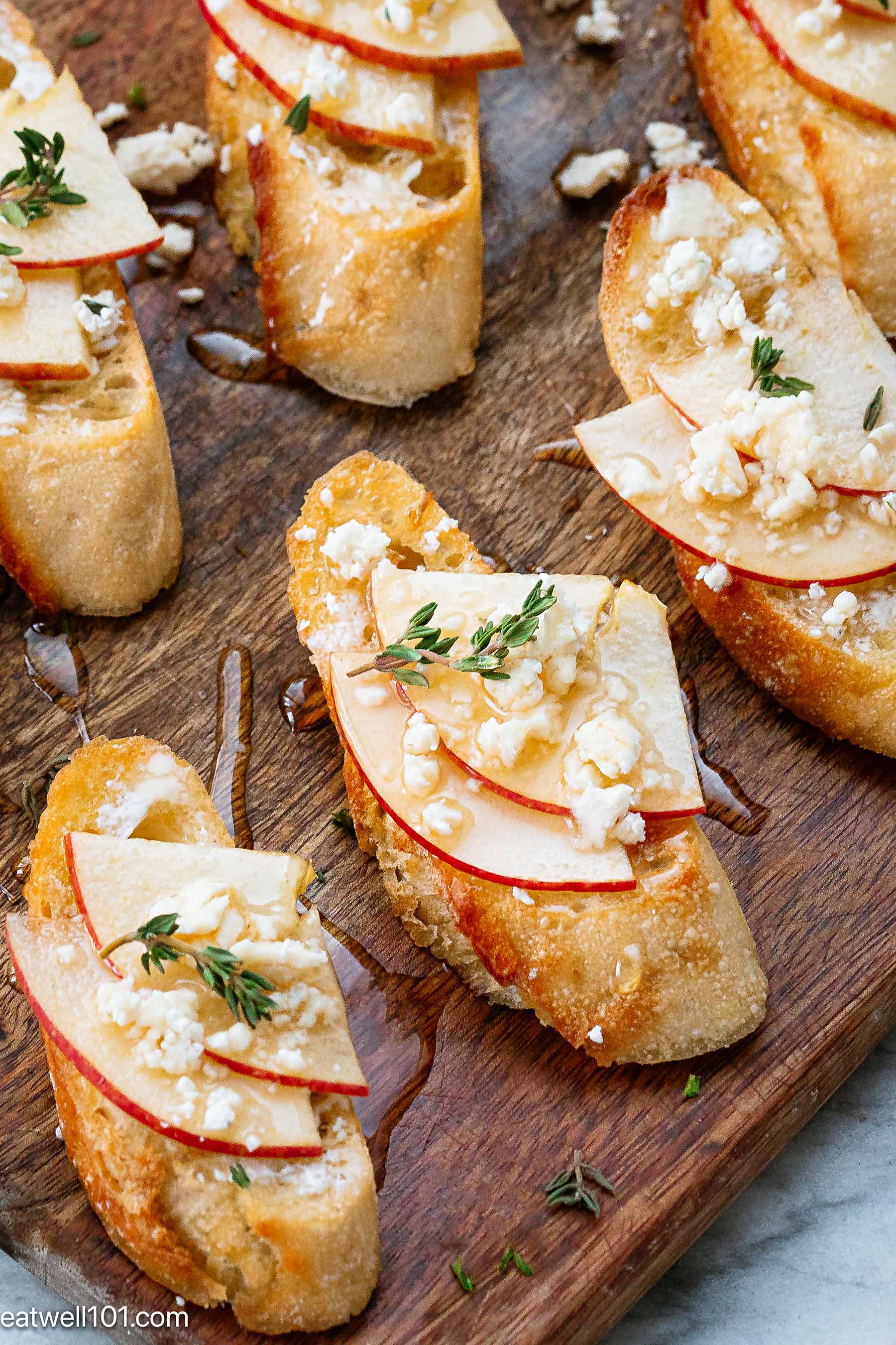 Apple Feta Crostini