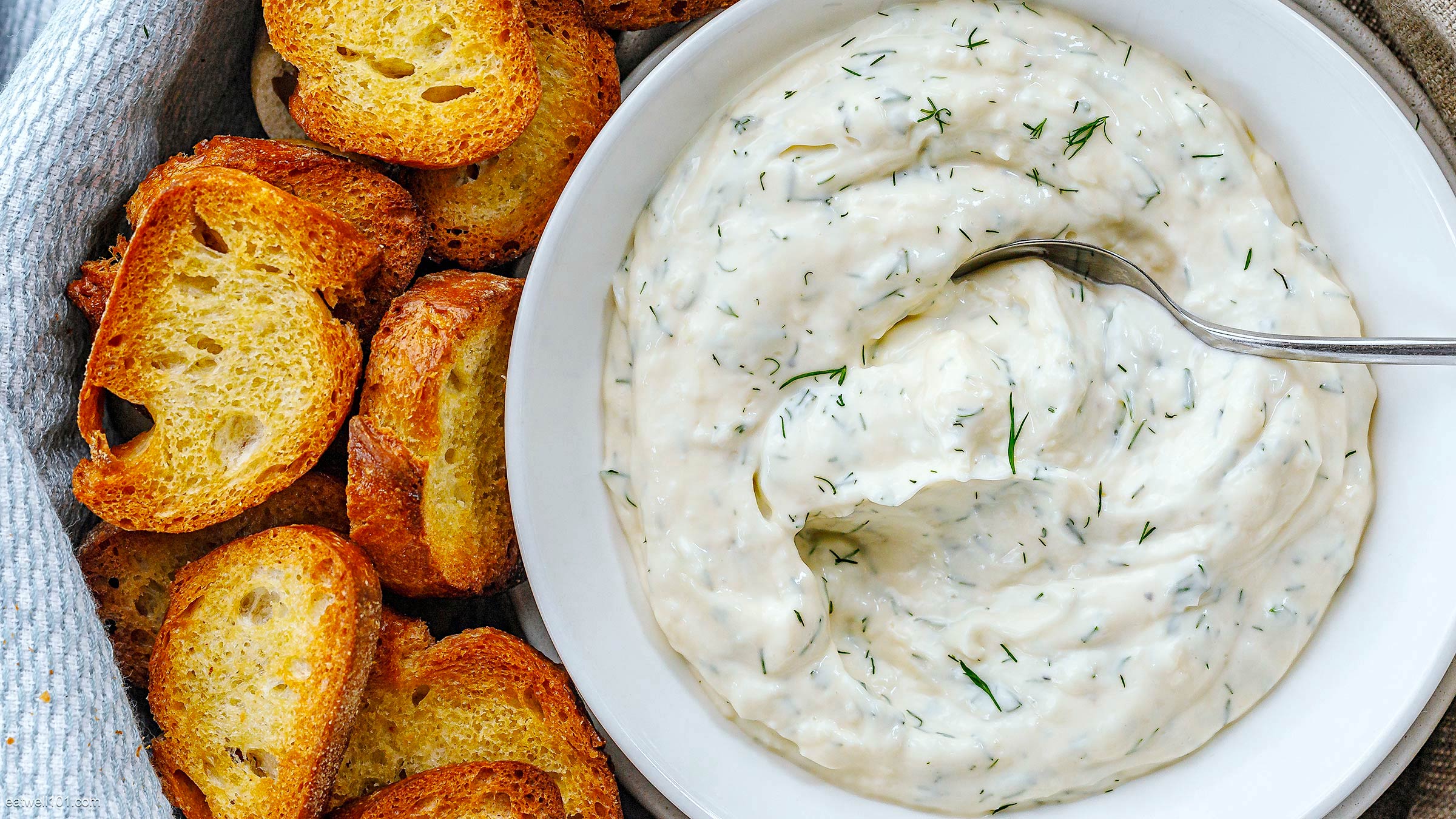 11 Easy Dip Recipes for Game Day